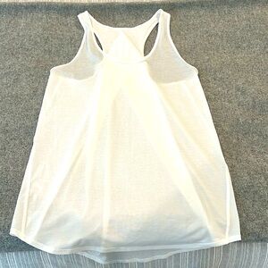 Lululemon Tank 4 white